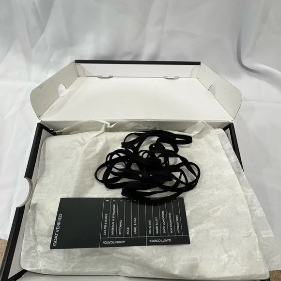 Nike Air Force One Supreme
Size 11 used
Original box - Picture 4 of 7